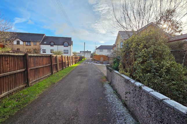 The Bungalow Yew Tree Lane, Newport photo 4
