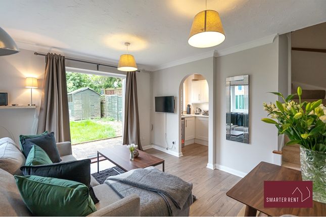 17, Milward Gardens, Bracknell photo 3