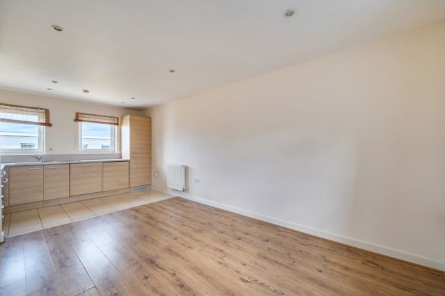 Havergate Way, Berkshire photo 4