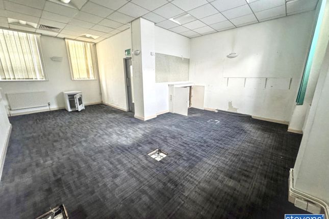 Lloyds Bank plc, Fore Street, Okehampton photo 4