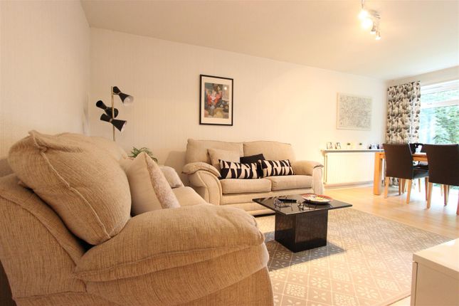 Adamsrill Close, Enfield photo 5