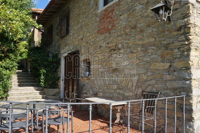 Country house for sale in Via Celso 29 Fosdinovo, Massa And Carrara, Tuscany, Italy
