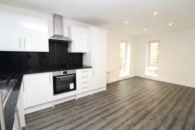 Flat 1, 157 C Perrett Court,, Broadway, Bexleyheath photo 3