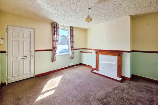 53, Station Road, Biddulph photo 4