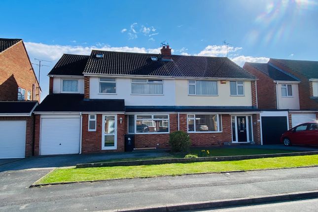 Thumbnail Semi-detached house for sale in Queensfield, Swindon
