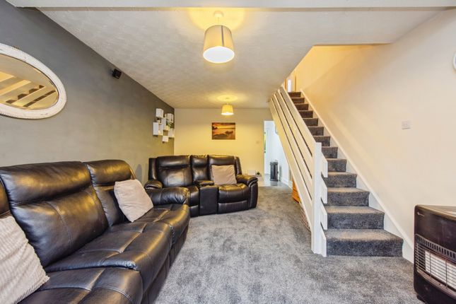 18, Wesley Close, St. Austell photo 4