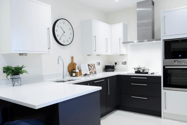 11 Palace Wharf, Rainville Road, London photo 5