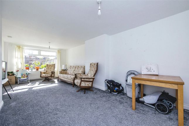 14, Smithy Close, Nottingham photo 4