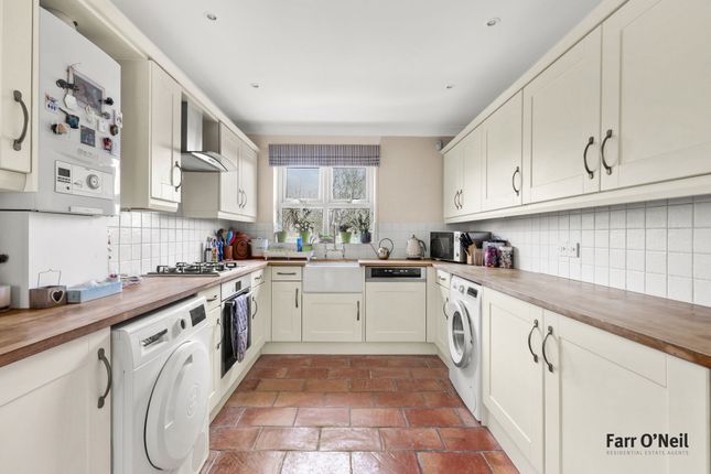 60, Alfred Road, Buckhurst Hill photo 3