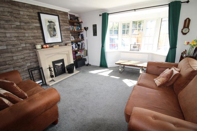 1, Woods Lane, Towcester photo 4