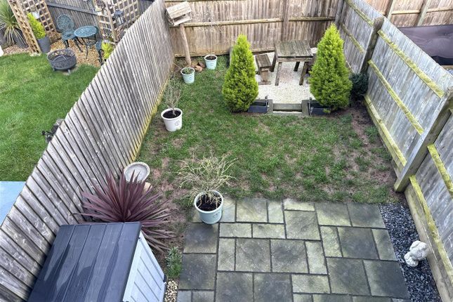 109, Meek Road, Newent photo 2