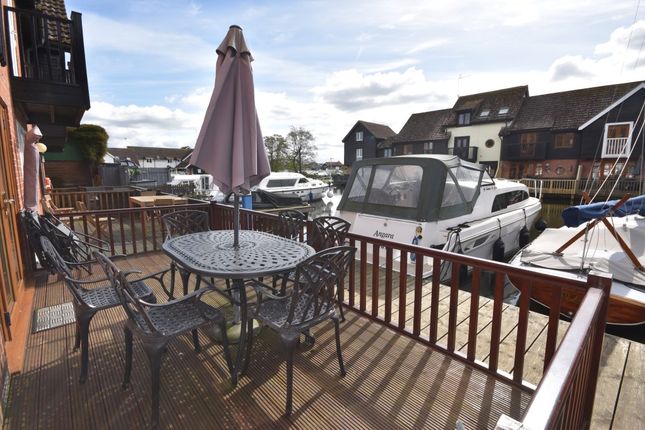 Town house for sale in Staitheway Road, Wroxham