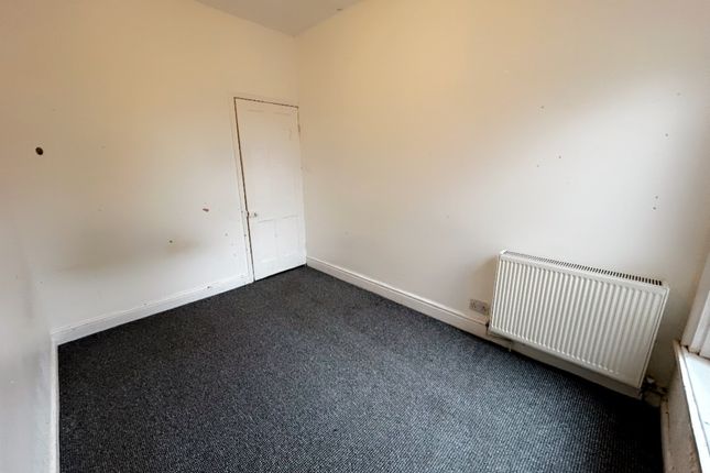 206, Coventry photo 5