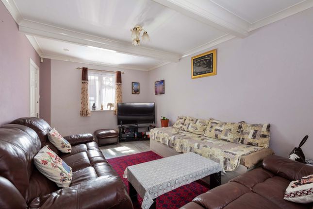 81, Elliman Avenue, Slough photo 4