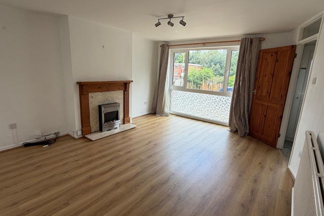 22, Cheviot Way, Ashford photo 4