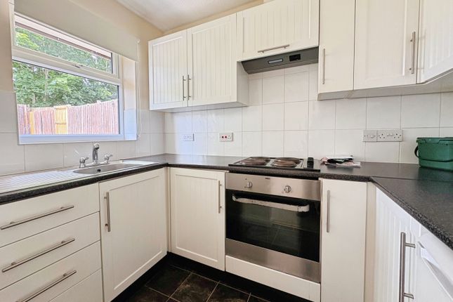 30, Constable Close, Somerset photo 2