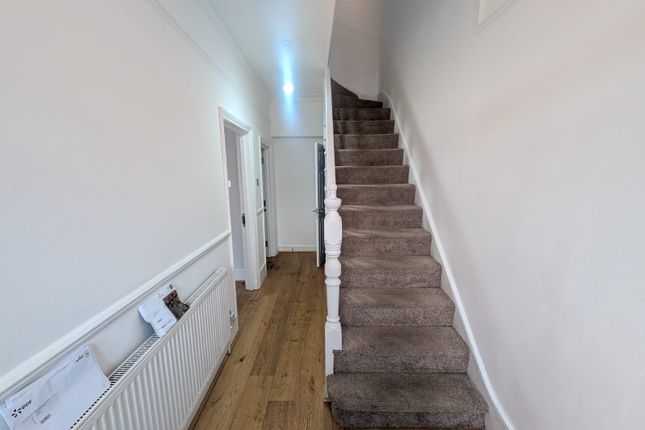 6, Aberdeen Road, Dollis Hill, London photo 2