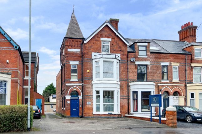 Flat to rent in 223 Branston Road, Burton-On-Trent, Staffordshire