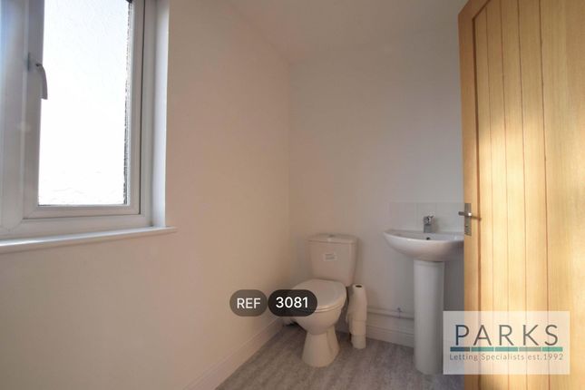 En-Suite 2