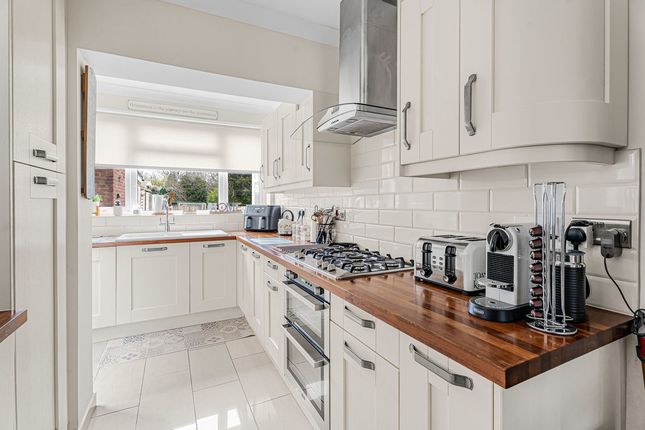 21, Cottingham Grove, Milton Keynes photo 3