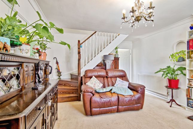 6, Spring Sedge Close, Colchester photo 4