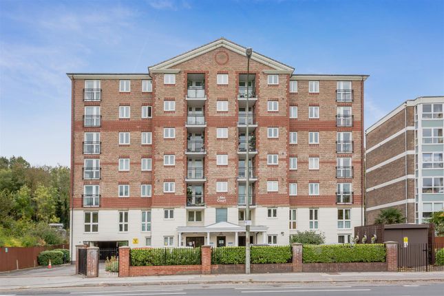 Flat for sale in Lilac Court, London Road, Brighton