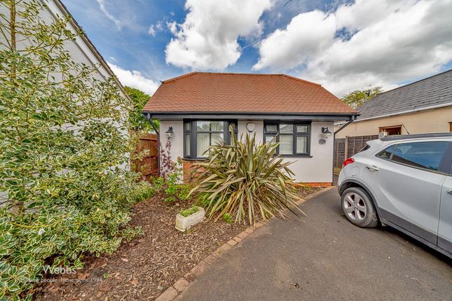 Thumbnail Detached bungalow for sale in Bridge Cross Road, Chase Terrace, Burntwood