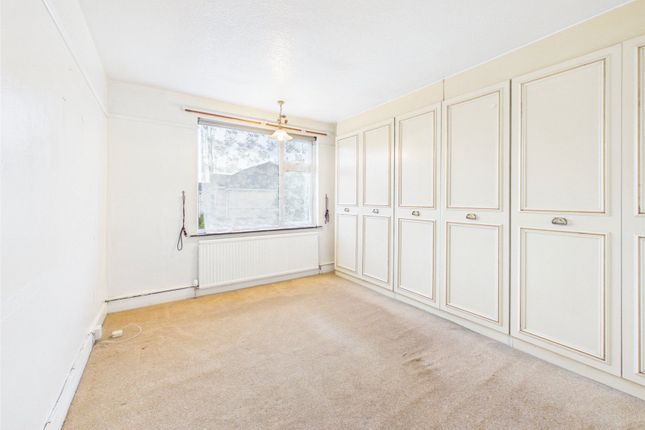 North Drive, Middlesex photo 5