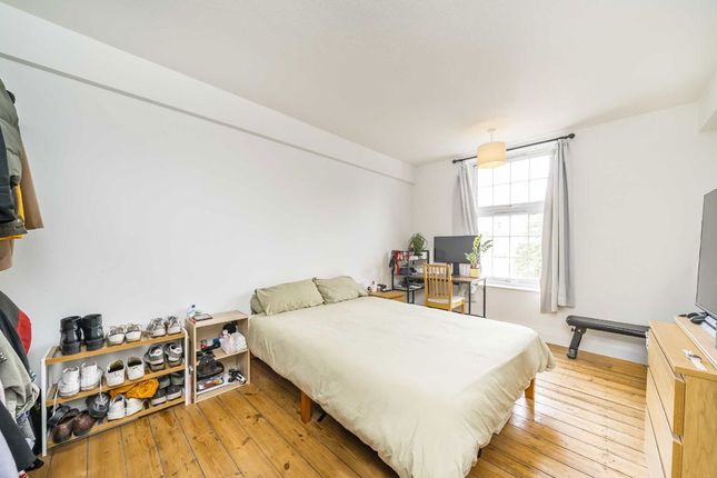 Flat 1, Telford Court, Streatham Hill, London photo 4