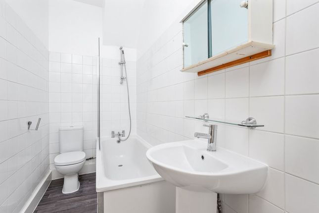 Southwell Grove Road, Leytonstone photo 4