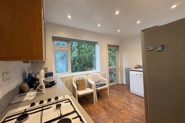 148a, Station Road, London photo 2
