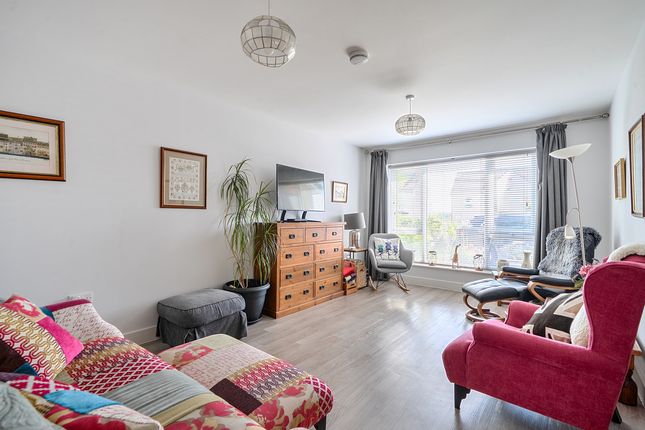5 Tan Green, Beacon Lane, Bristol photo 2