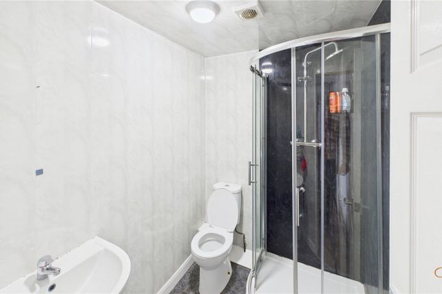 Room 4, 50, Woodlands Road, Middlesbrough photo 3