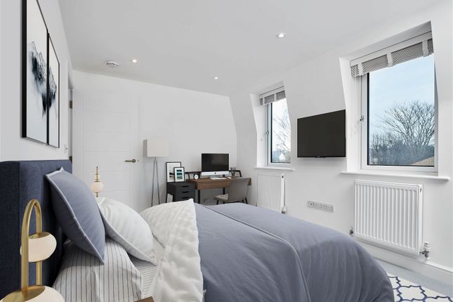 Flat to rent in Robinson Road, London