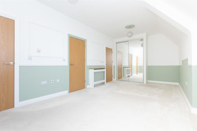 Louise Rise, Hitchin photo 4