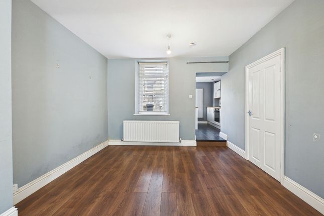 52, Thomas Street, Consett photo 4