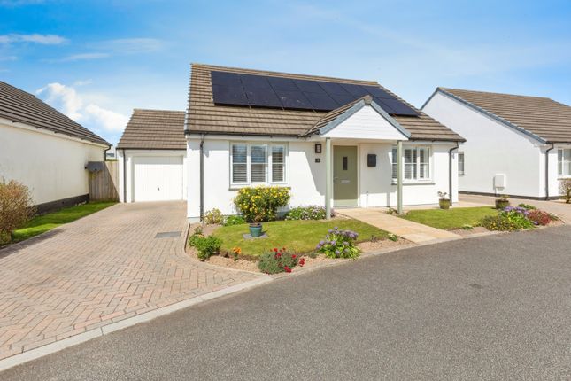 Thumbnail Bungalow for sale in Burrow Drive, Quintrell Downs, Newquay, Cornwall