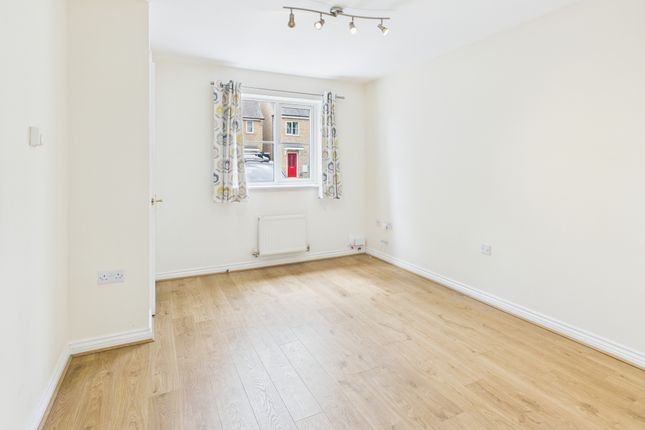 253 Wellbrook Way, Cambridge photo 2