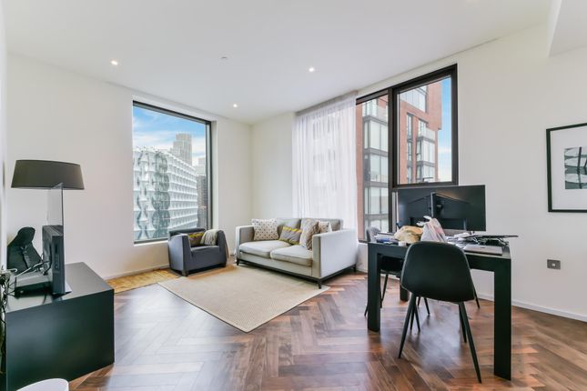 Thumbnail Flat for sale in Ambassador Building, Embassy Gardens, London