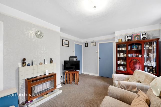 23, The Crescent, New Malden photo 2