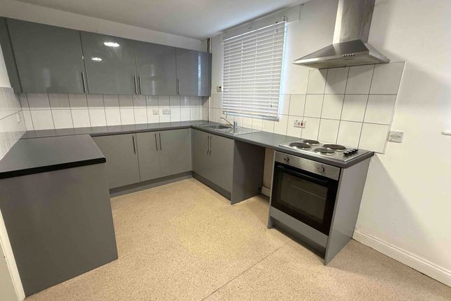FLAT 1, THE CHAPEL, ROWLAND ROAD ,, SCUNTHORPE, photo 2
