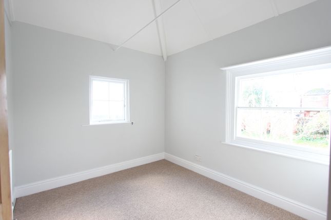 14c Clifton Road, Winchester photo 4
