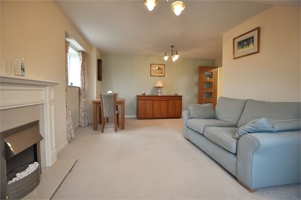 Flat for sale in Henderson Court, Ponteland