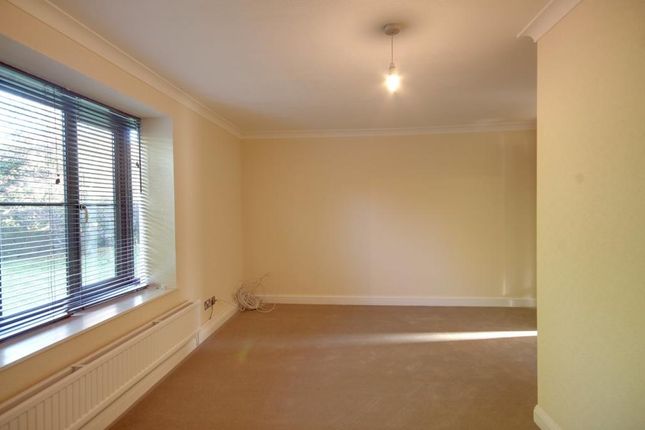 3, Maple Leaf Close, Biggin Hill photo 4
