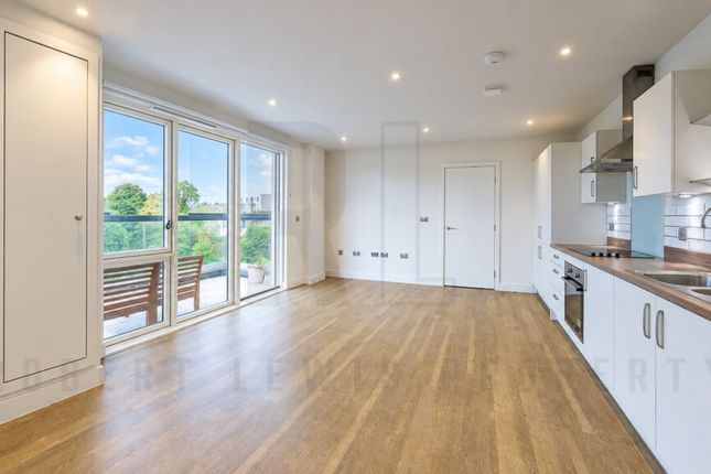 Flat 12, Montmorency House, London photo 4