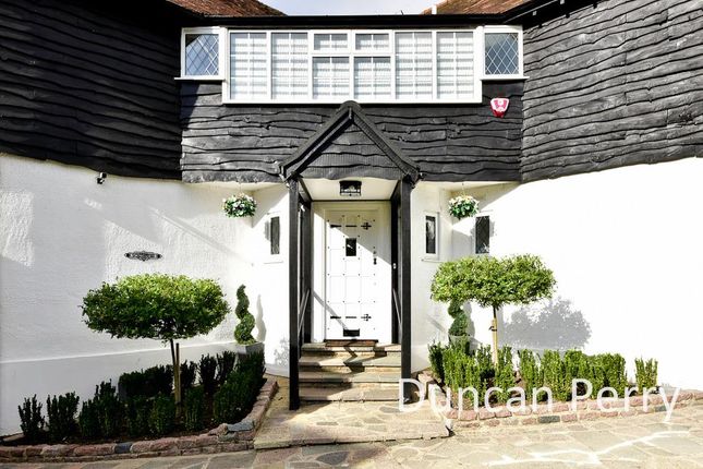 The Avenue, Potters Bar photo 2