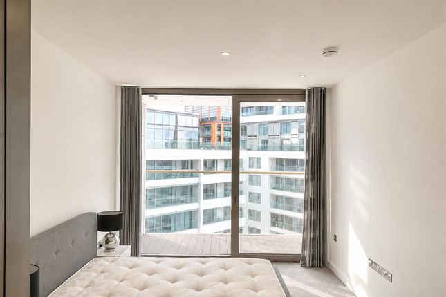 Apartment 1204, 1, Park Drive, London photo 3