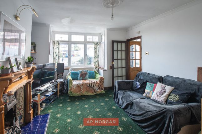 11, Marden Grove, Birmingham photo 3