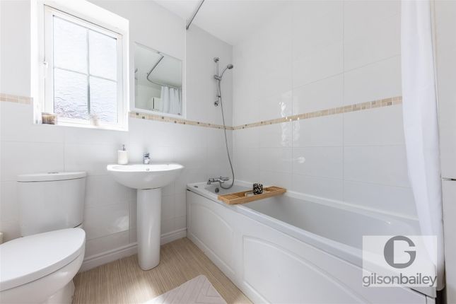 22, Petunia Court, Wymondham photo 4