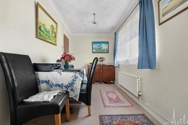 1, Maeslan, Swansea photo 5